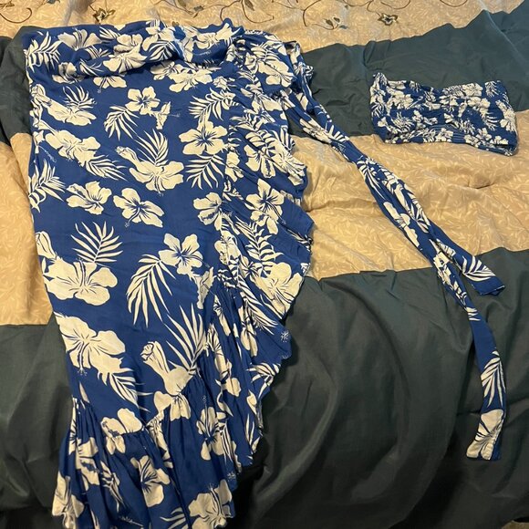 Tiare Hawaii Tulip Wrap Skirt & Hollie Crop Top Sleeveless - Picture 4 of 4